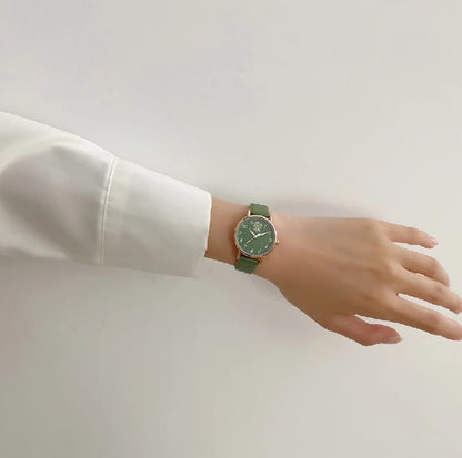 Meadow Charm: Vintage Green Watch & Floral Bracelet Set